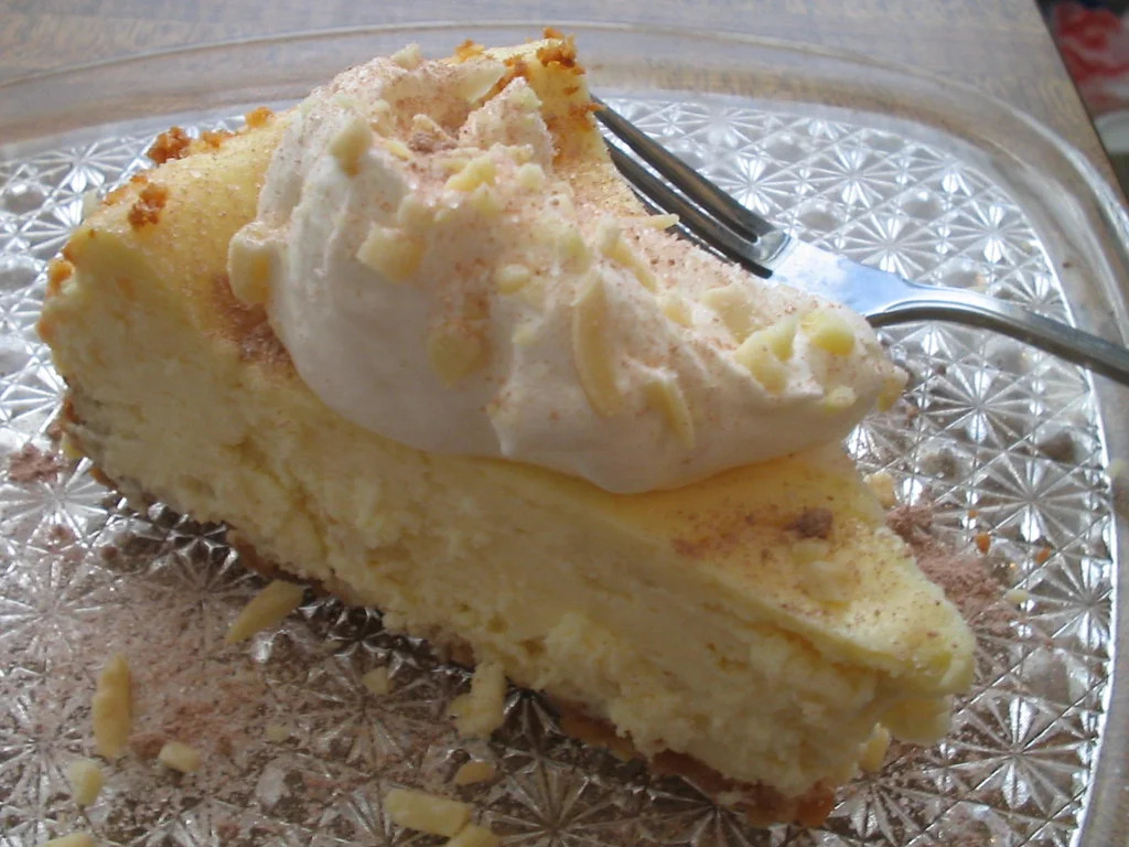 Comment conserver un cake fait maison : 4 méthodes pour le garder moelleux