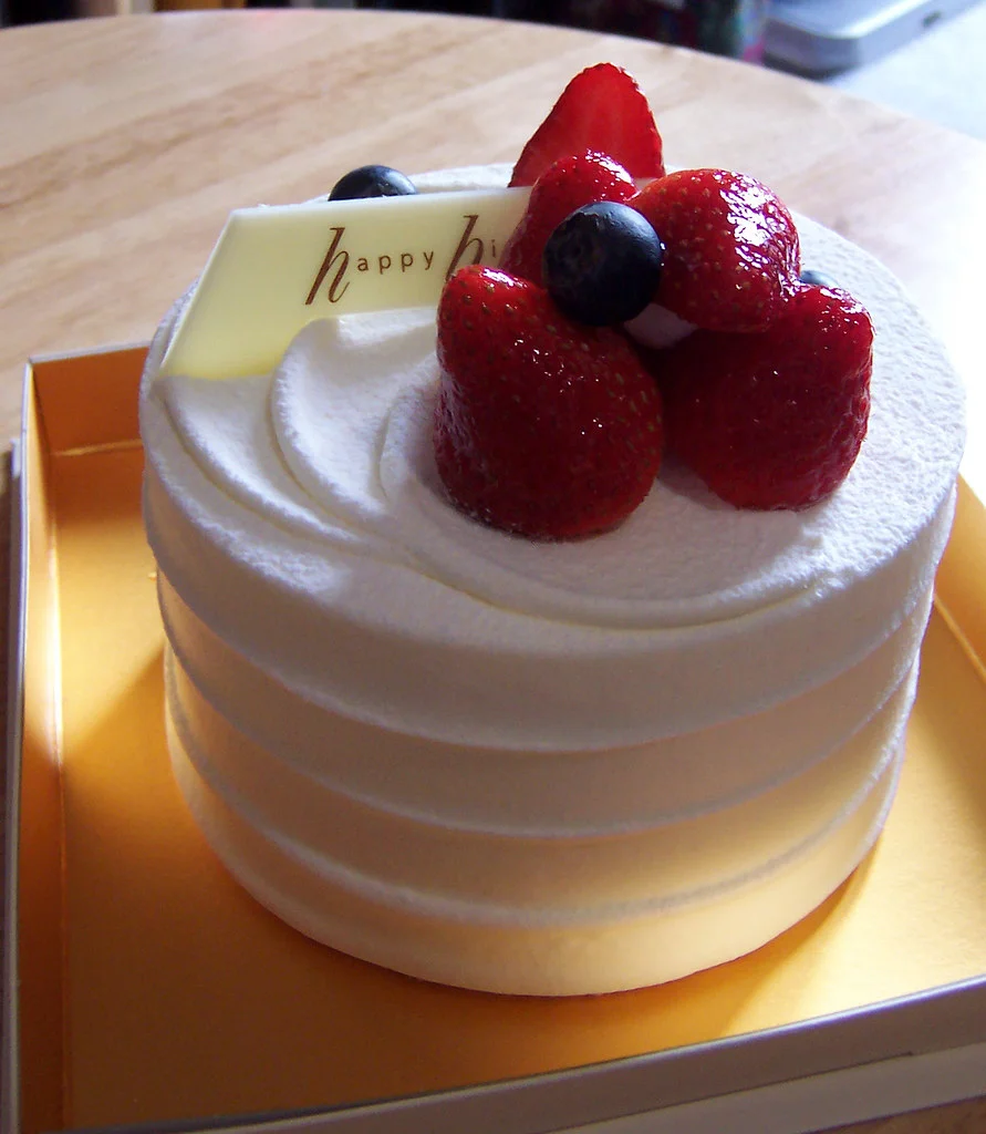 Pourquoi mon gâteau au yaourt ne gonfle pas : 8 causes et solutions